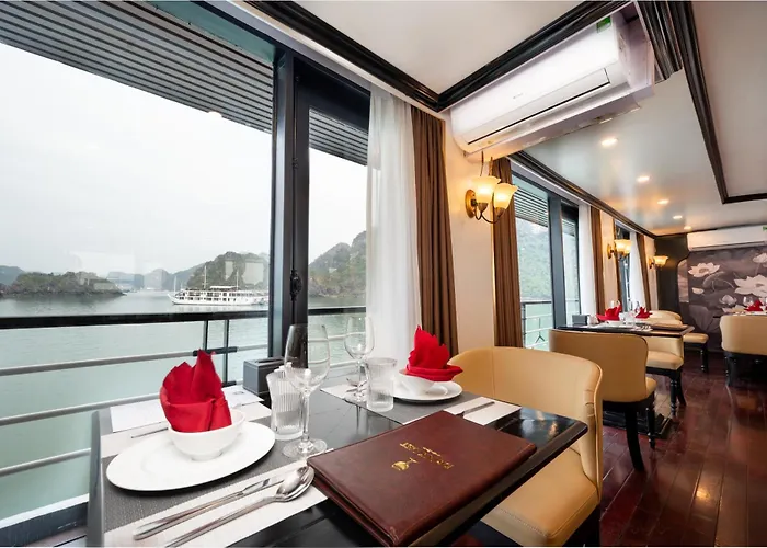 Dragon Premium Cruise Halong