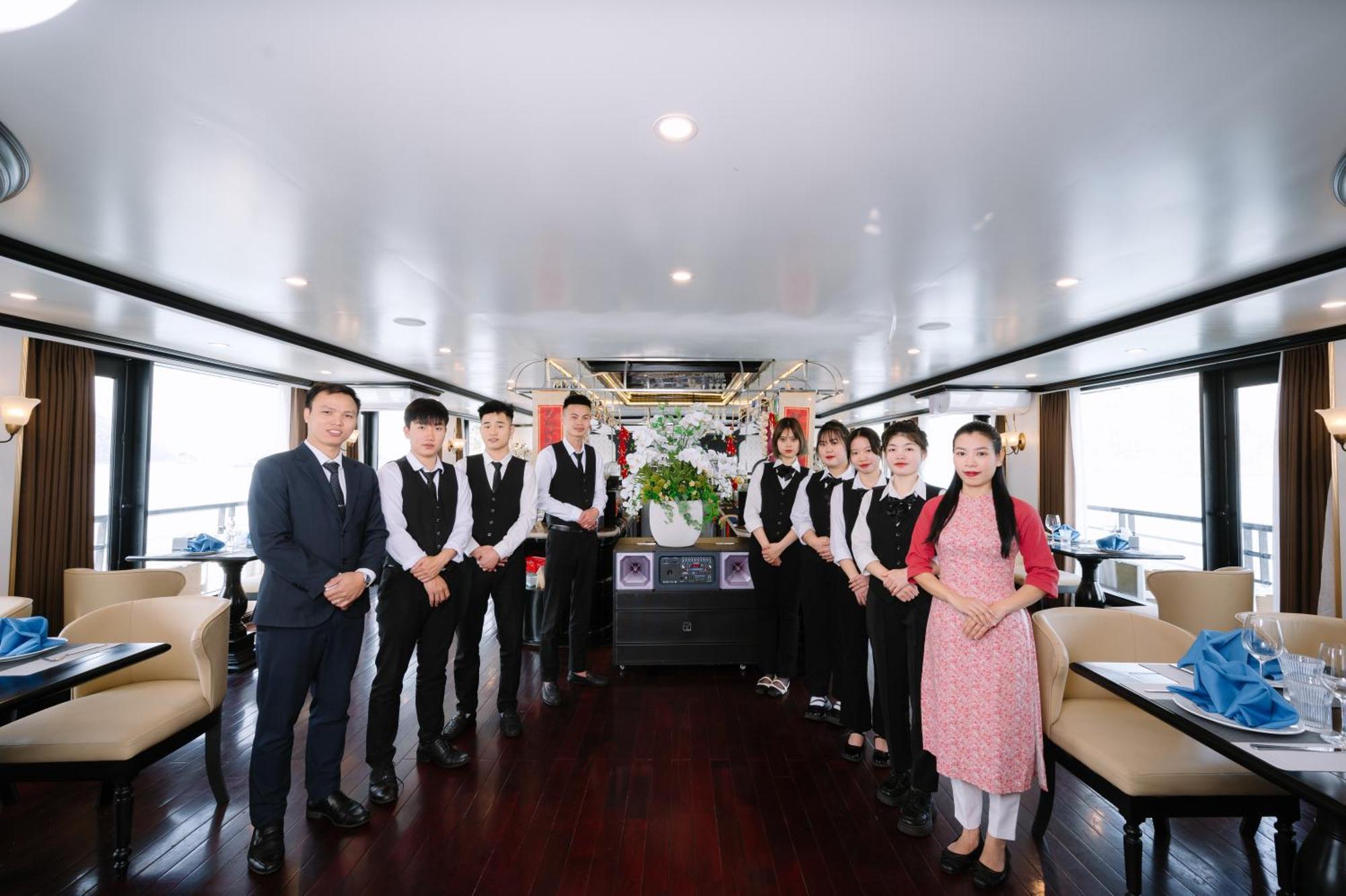 Dragon Premium Cruise Halong Ботель 5*